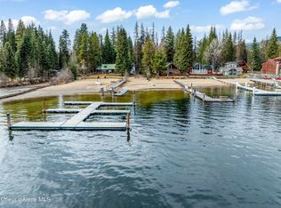 32 Old Schneider Rd, Priest River, ID 83856