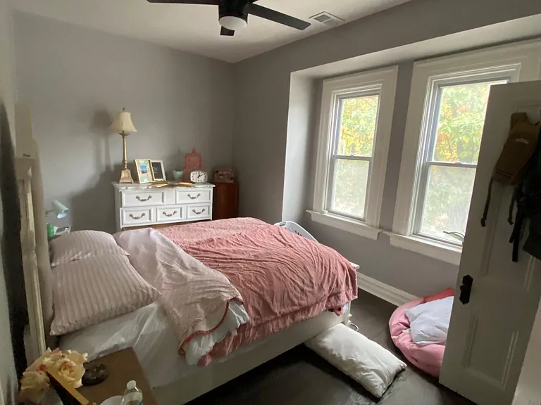 Another 2nd floor bedroom!