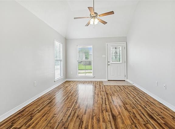 2nd image of 70 Hollycrest Blvd