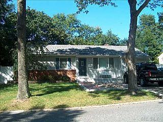 1st image of 29 Hudson Dr