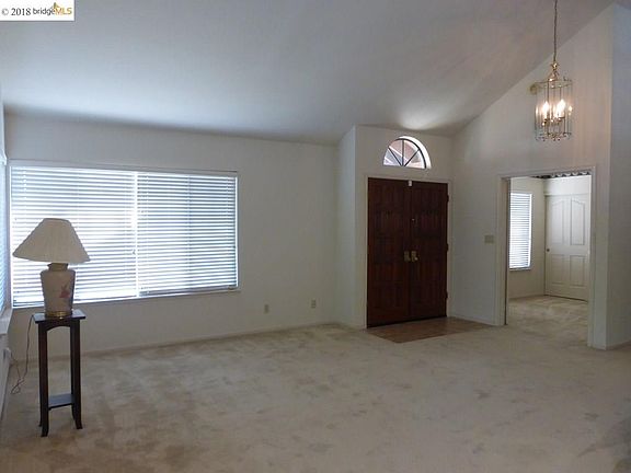 3rd image of 3509 Centennial Dr