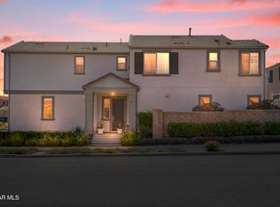 1995 Tangelo Way, Santa Paula, CA 93060