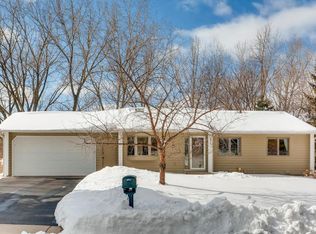 6240 Deerwood Dr, Mound, MN 55364