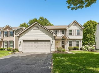1175 Lakewood Cir, Naperville, IL 60540
