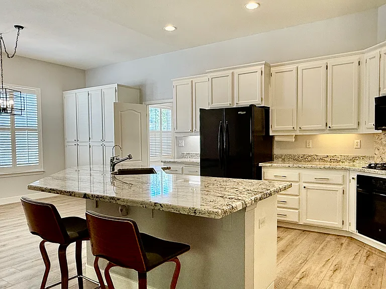 844 Signorelli Cir — Photo 8