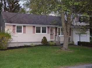 26 Clifford Ave, Latham, NY 12110