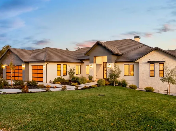 23755 Ironwood Ct, Auburn, CA 95602