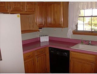 5th image of 4029 Lawnview Ave