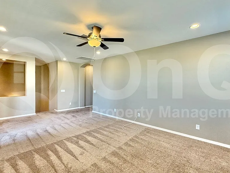 4527 E Skousen St — Photo 14