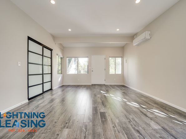 1207 Horn Ave APT 10