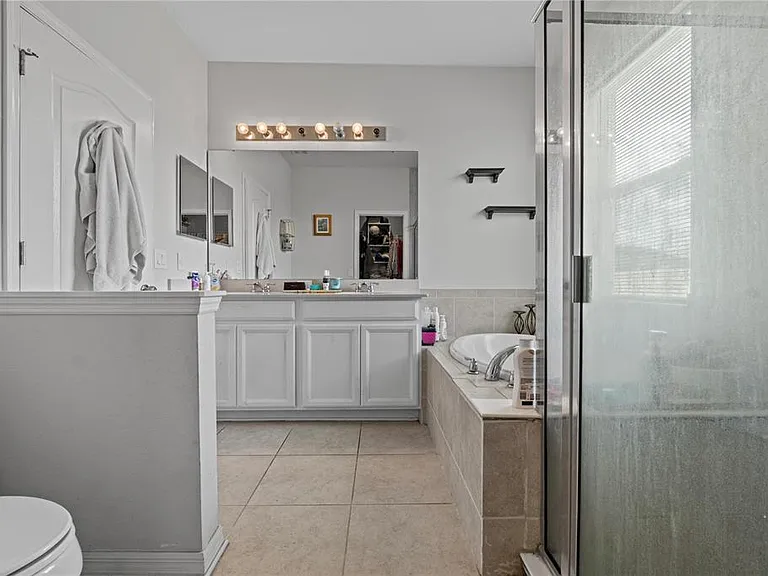 2621 Glenrock Ct — Photo 26