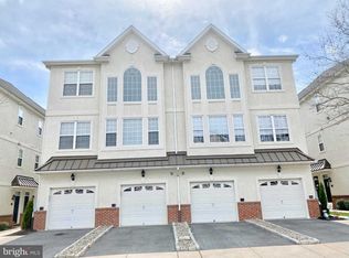 2110 Verona Dr, Philadelphia, PA 19145