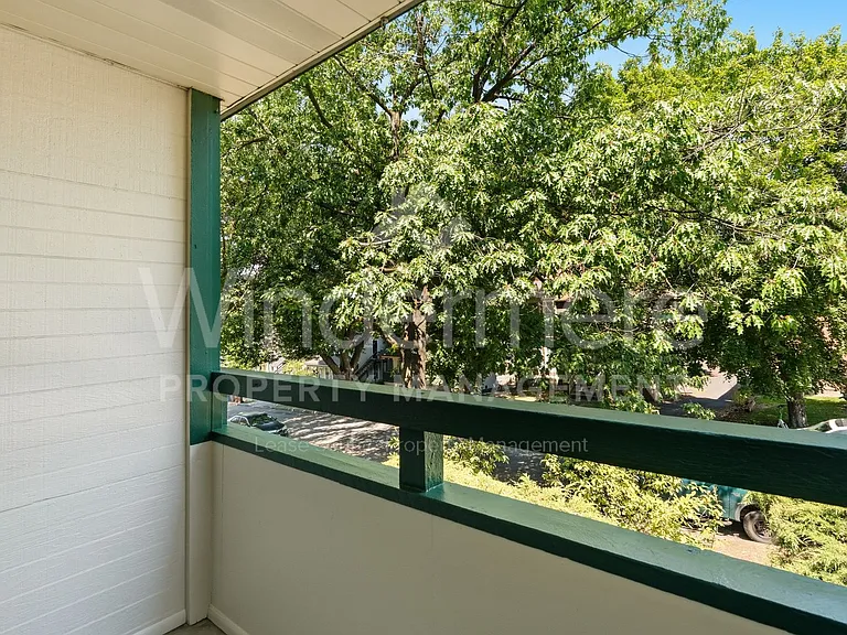 1611 W. 6th Ave — Photo 62