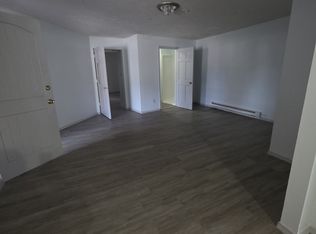 10257 E Us Highway 40 #2, Terre Haute, IN 47803