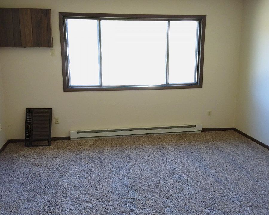 Northview Apartments 506 Carleton Ave MN Zillow