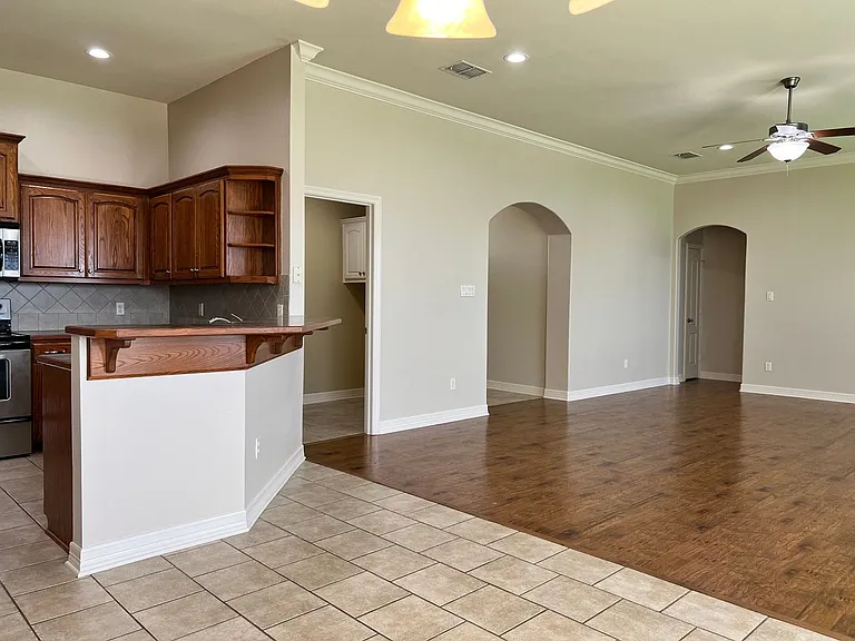 441 Maggie Cir — Photo 7