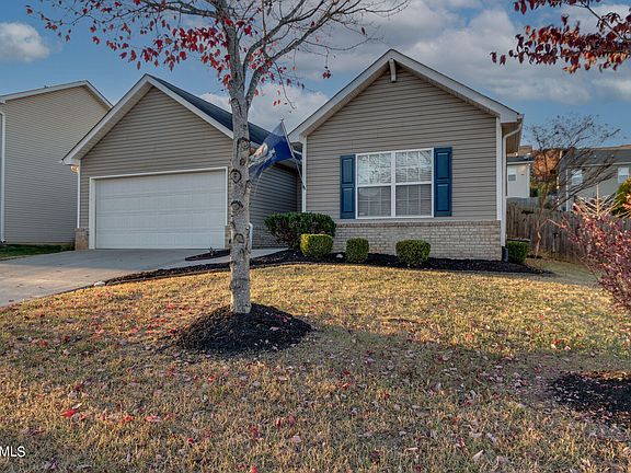 3rd image of 6219 E McMillan Creek Dr