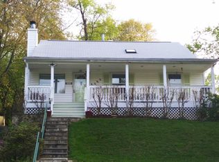 2046 Cherri Dr, Falls Church, VA 22043
