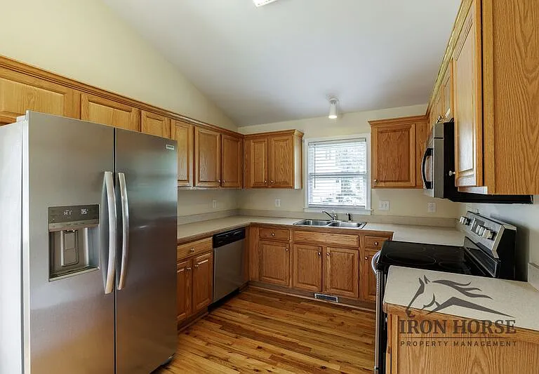 130 Mandy Dr — Photo 17
