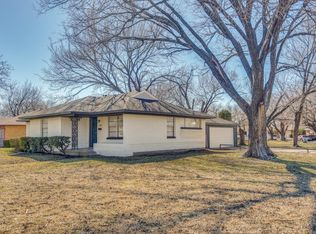 1359 Springlake Dr, Dallas, TX 75217