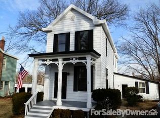 24 E Sharon Rd, Cincinnati, OH 45246