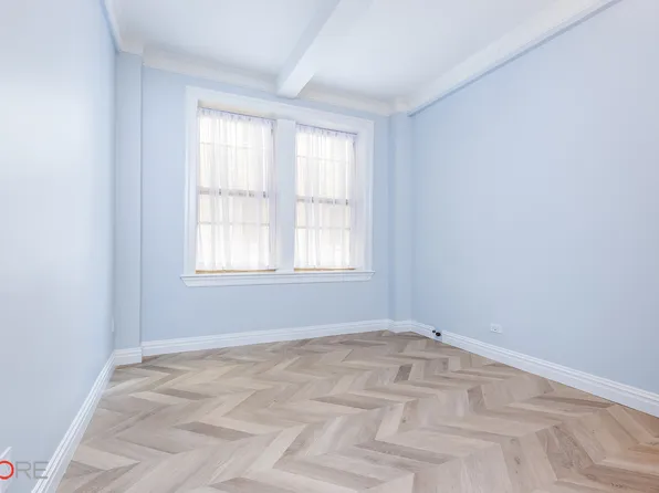 170 West 74th Street image 2 of 5