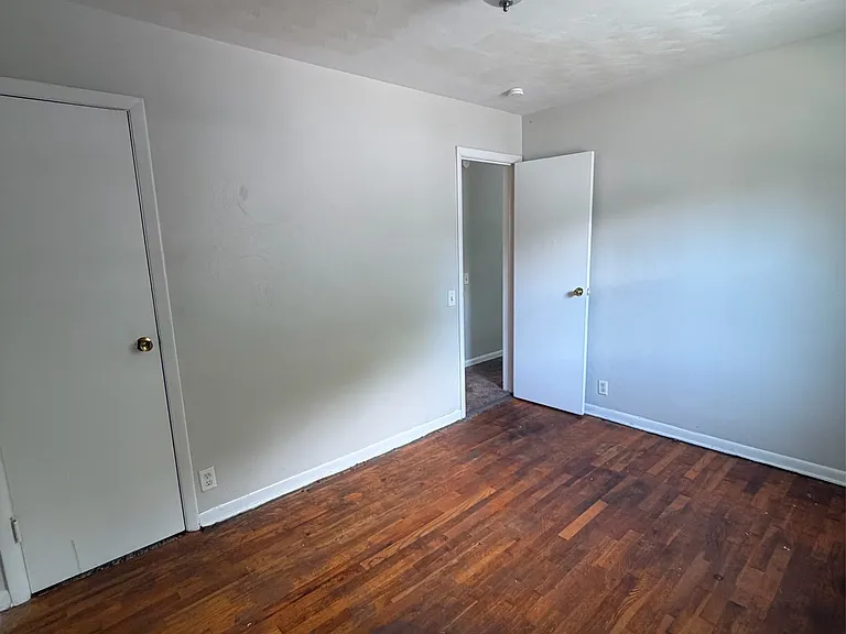 2118 Ferrol St — Photo 12