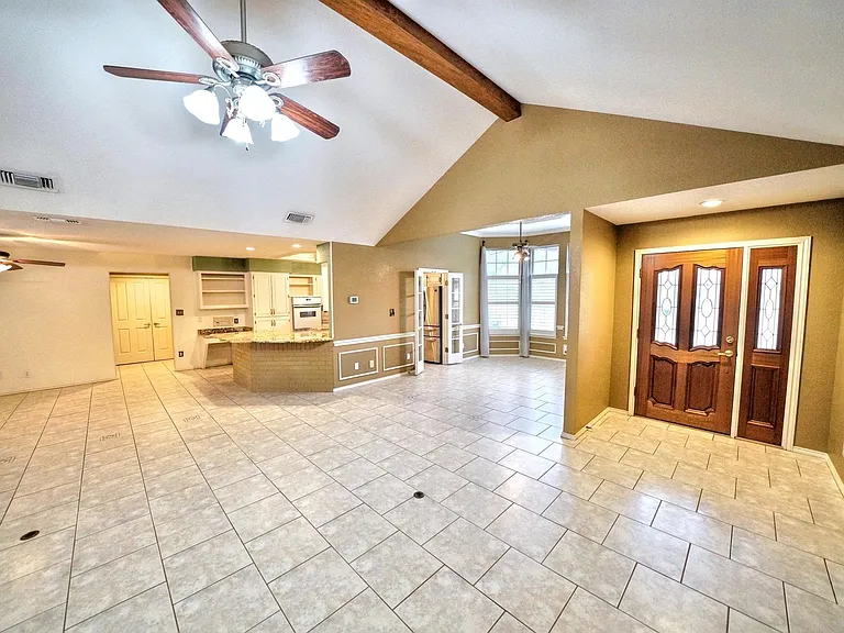 1508 Mount Laurel — Photo 8