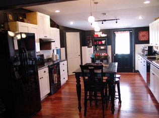 208 W Auberry Grv, Jamesport, MO 64648