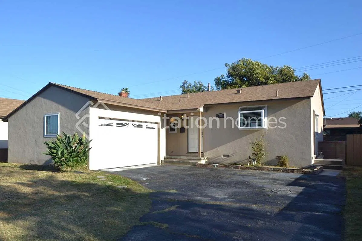 10282 Priscilla St Downey, CA 90242 — Photo 1