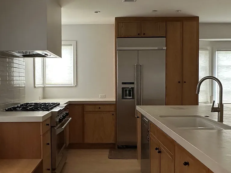 2055 Robin Rd — Photo 2