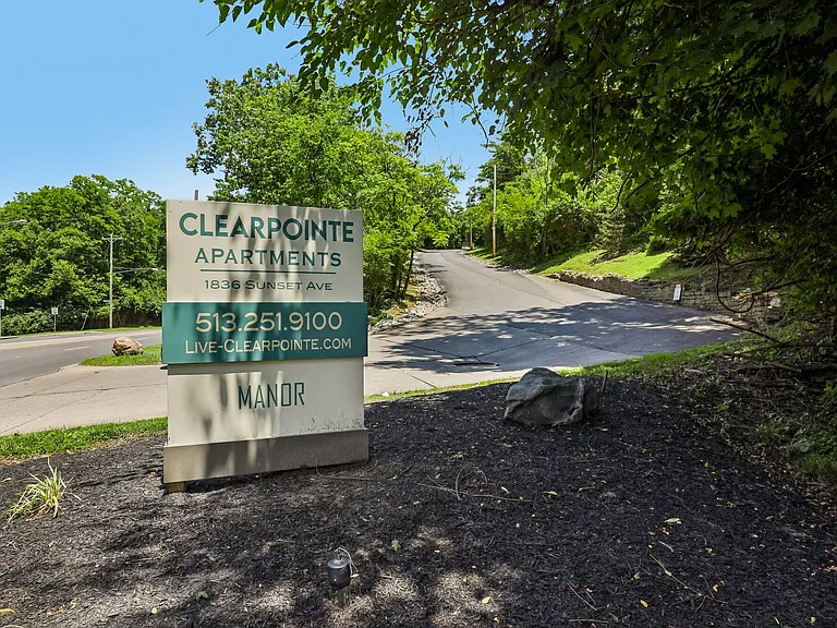 Clearpointe Woods — Photo 13