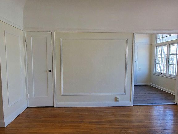 3rd image of 725 Van Ness Ave APT 403