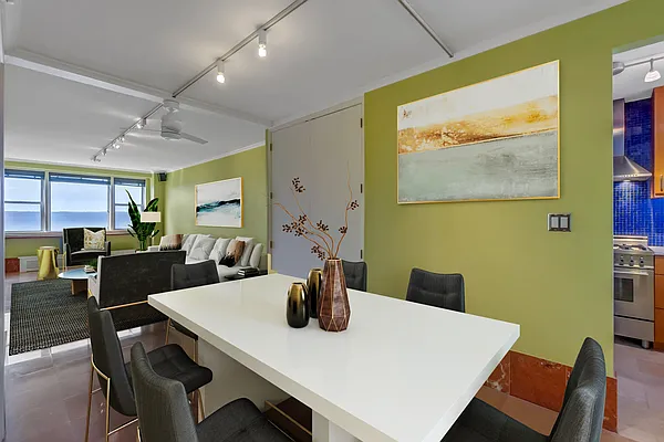 Sold by Christie's International Real Estate Westchester & Hudson Valley | media 33