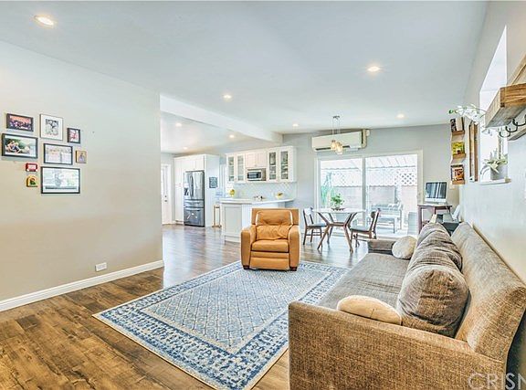 5th image of 11504 Starlight Ave