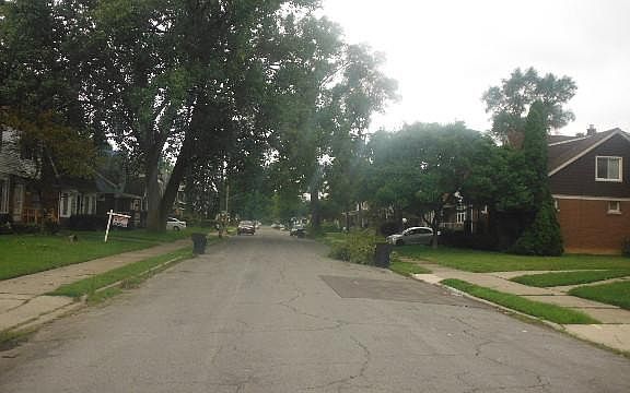 4th image of 18562 Wexford St