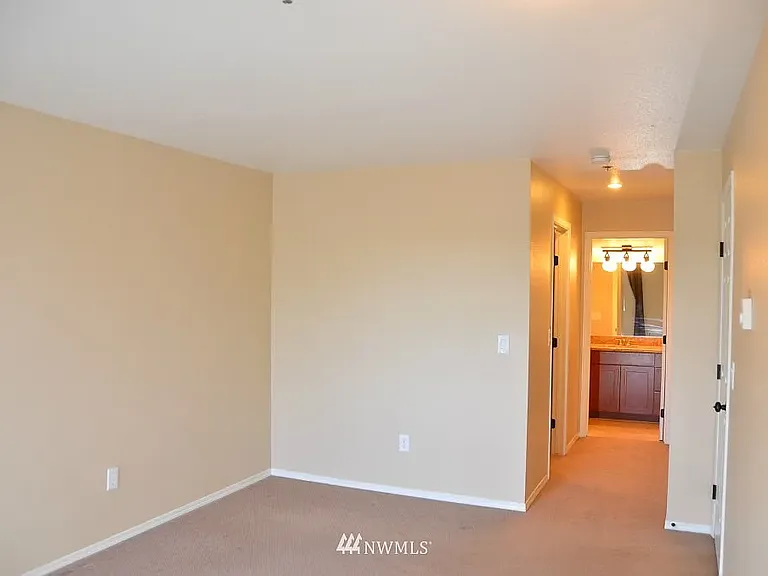 2610 118th Ave SE #5-301 — Photo 7