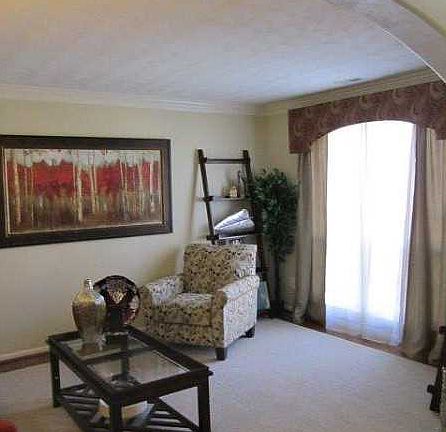 5th image of 5305 Doral Woods Ct