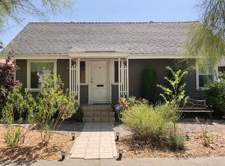 832 Grand Ave, Long Beach, CA 90804