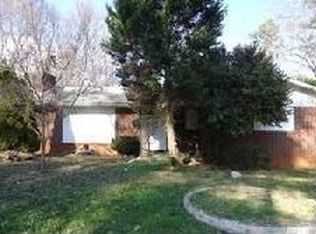 139 Jackson St, Forest City, NC 28043