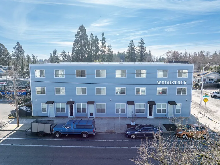 6006 SE 53rd Ave — Photo 33