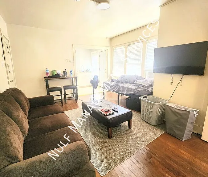5854 Forbes Ave #12 — Photo 1