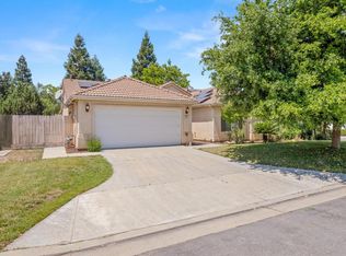 9247 N Winery Ave, Fresno, CA