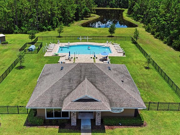 3rd image of 46 Heron Wing Dr