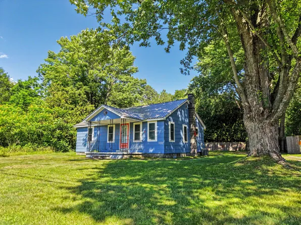 3252 Us Highway 9, Peru, NY 12972