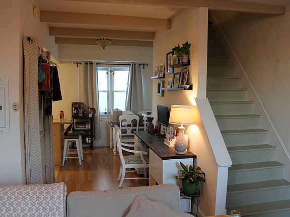 4th image of 601 N 4th St APT 6