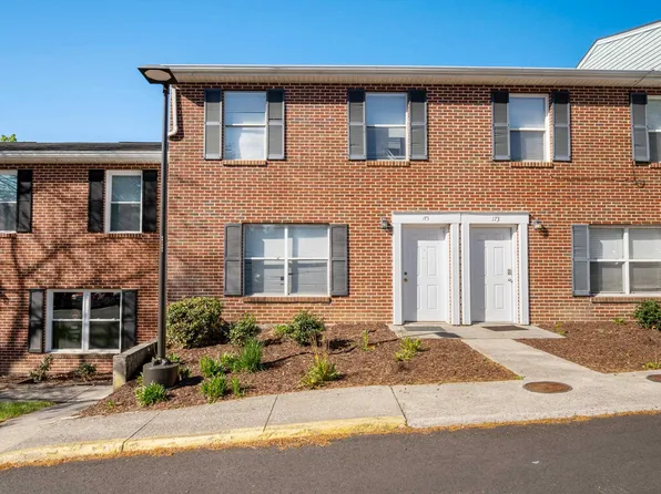 175 Clover Valley Cir, Blacksburg, VA 24060