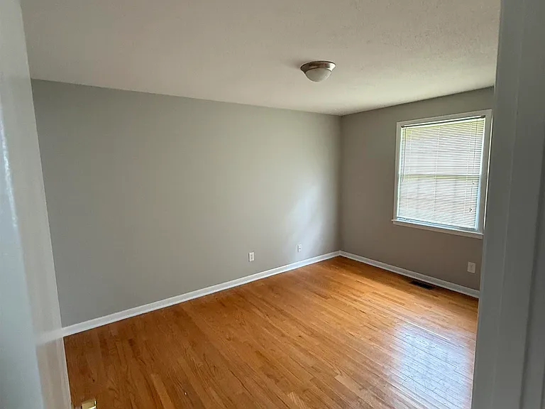 3205 Lewisburg Dr NW — Photo 11