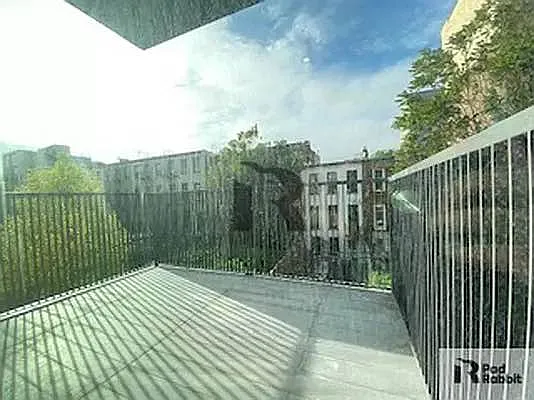 Rented by GROOME REALTY LLC | media 21