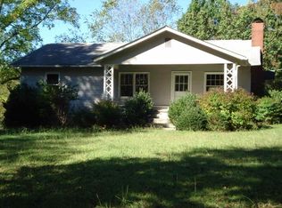 1020 Oak Grove Rd, Landrum, SC 29356